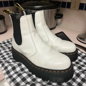 Platform White Doc Martens, Women’s 9, Men’s 8